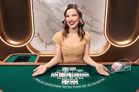 golden nugget Turnamen Tenis dan Padang Bola